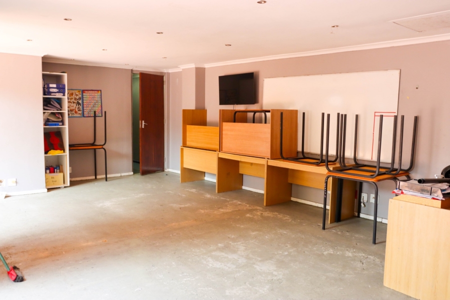 Commercial Property for Sale in Parow Western Cape